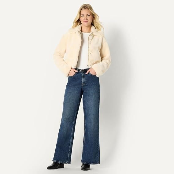 Cream Faux Fur Cropped Jacket image 3